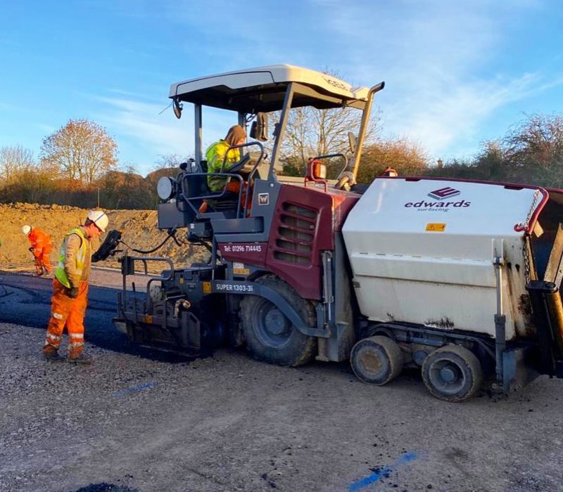 Edwards Surfacing Vögele SUPER 1303-3i Asphalt Paver